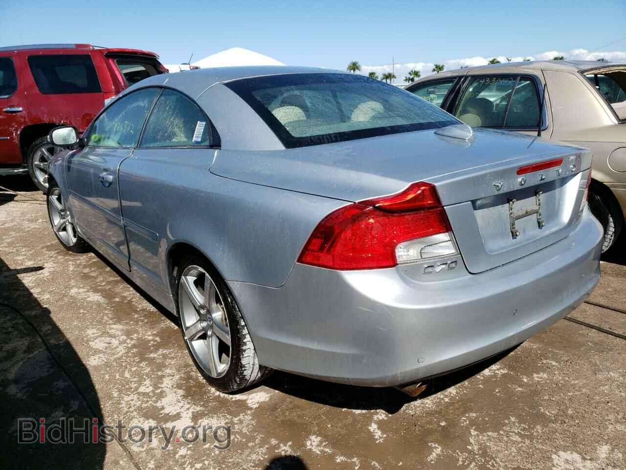 2011 VOLVO C70 - VIN: YV1672MC7BJ109620 - Фото 3