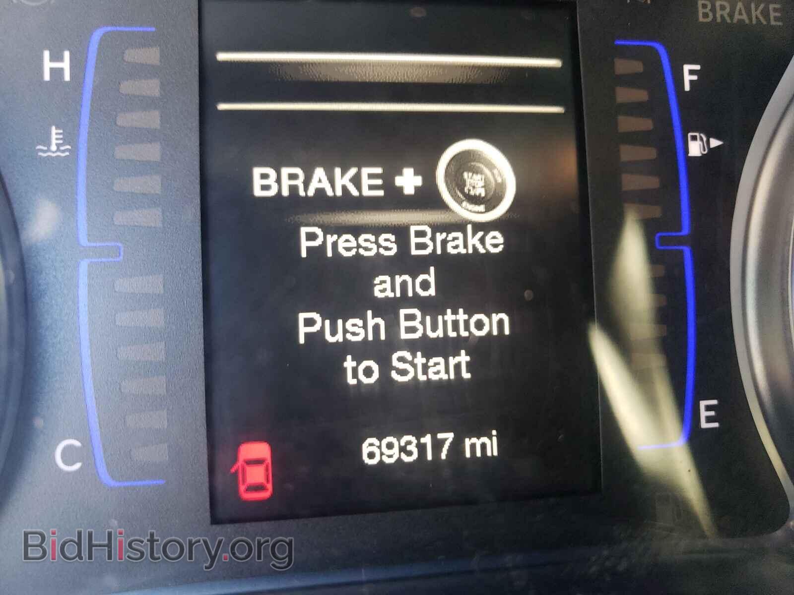 2016 CHRYSLER 200 - VIN: 1C3CCCAB7GN109370 - Фото 8
