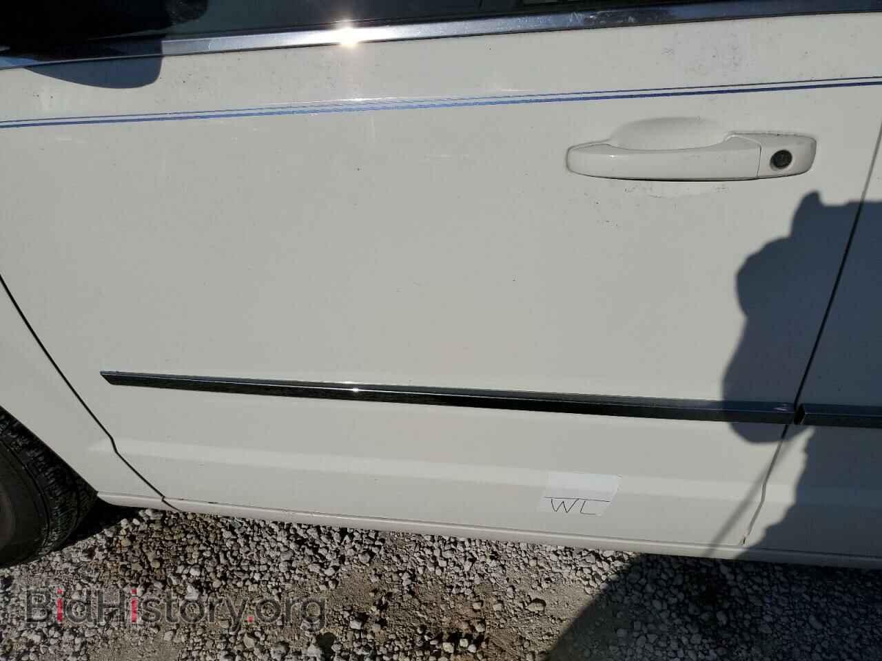 2009 CHRYSLER MINIVAN - VIN: 2A8HR54129R594563 - Фото 9