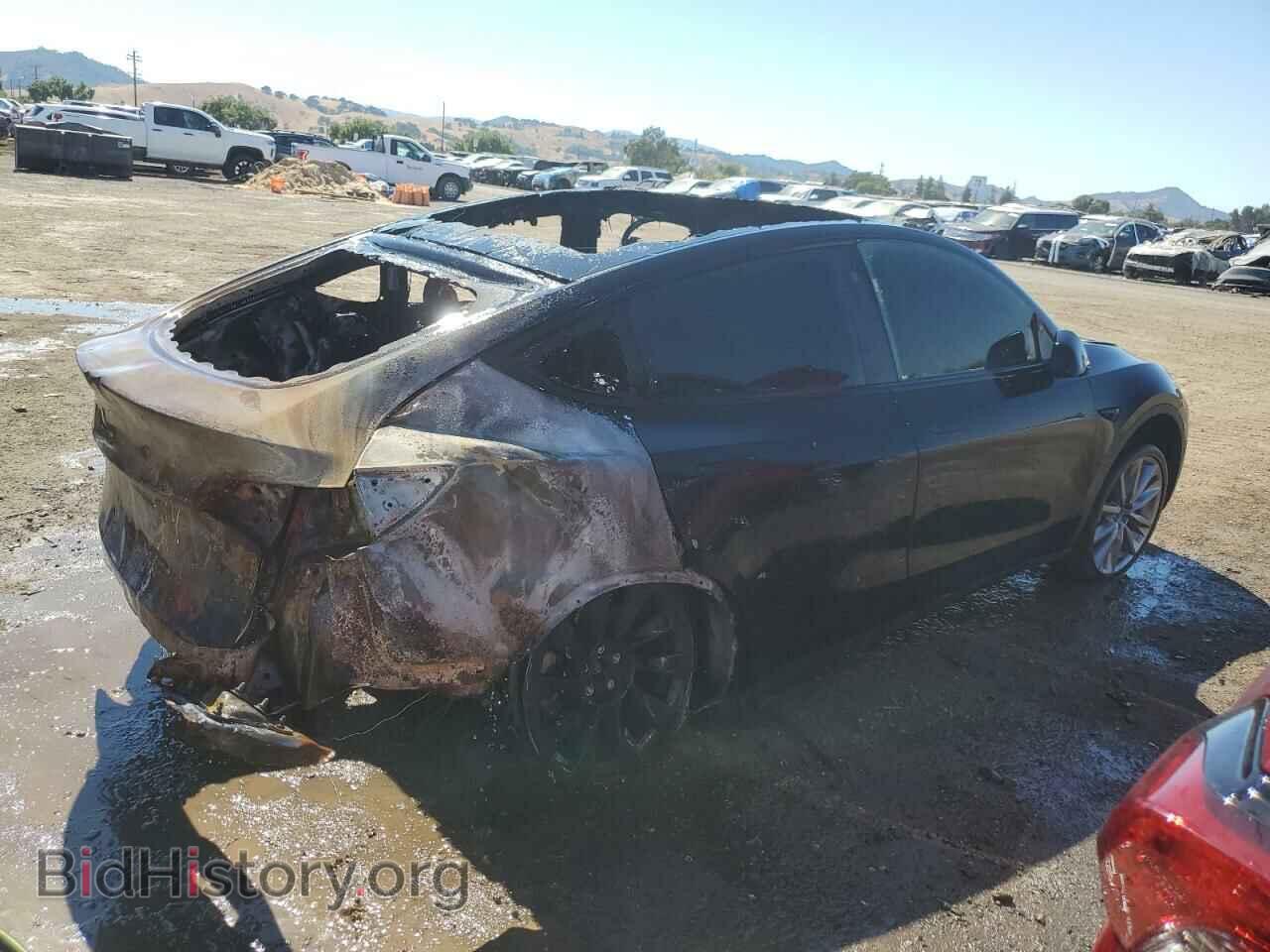 2023 TESLA MODEL Y - VIN: 7SAYGDEE7PF627643 - Фото 3