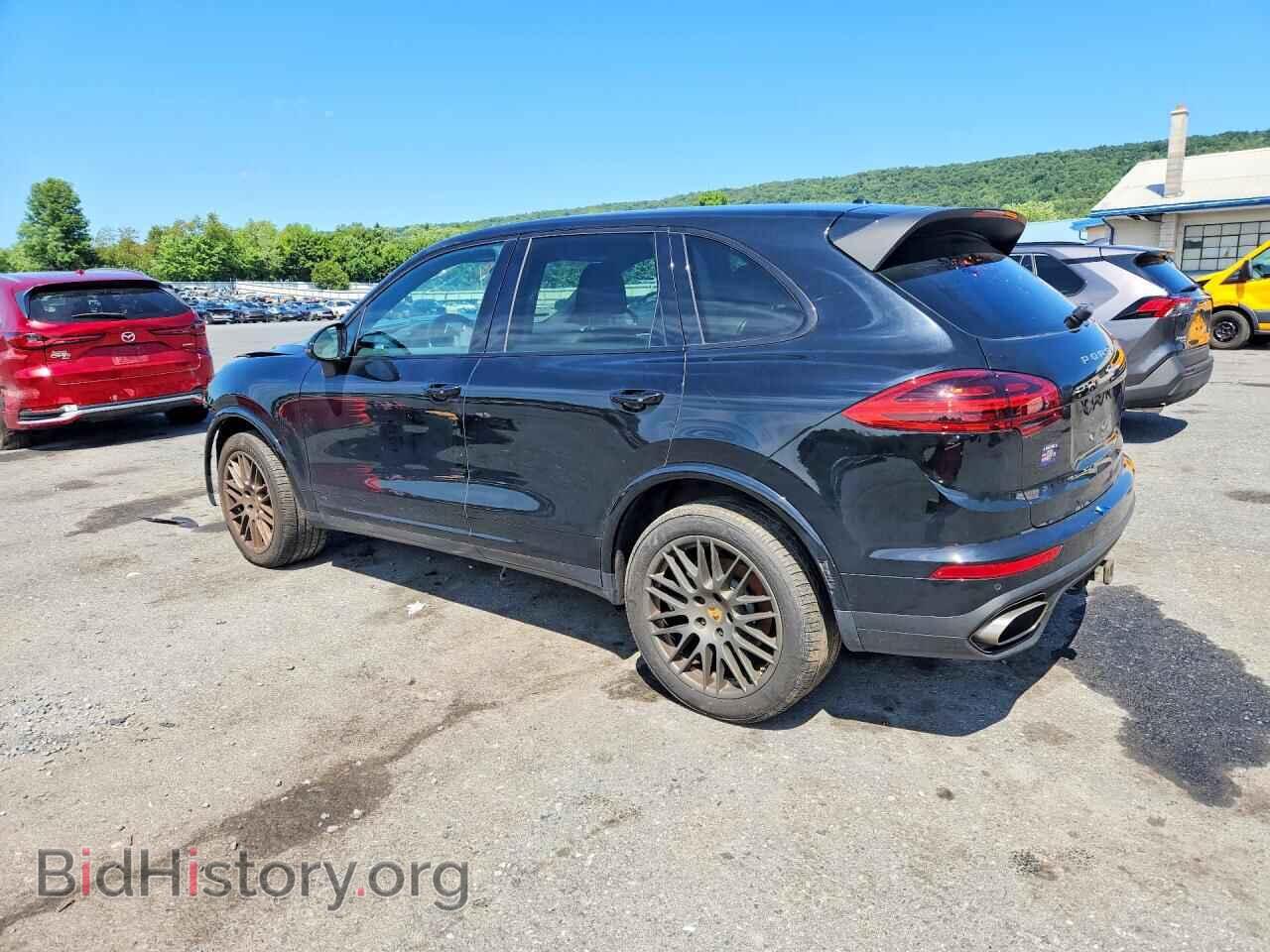 2018 PORSCHE CAYENNE - VIN: WP1AA2A21JKA06701 - Photo 2