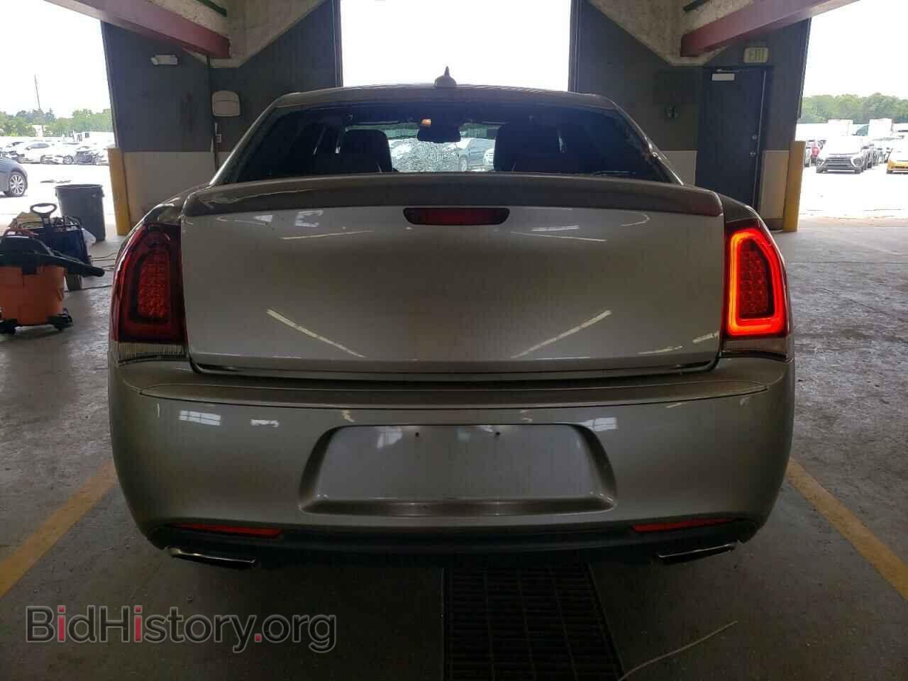 2017 CHRYSLER 300 - VIN: 2C3CCAGG3HH560345 - Фото 6