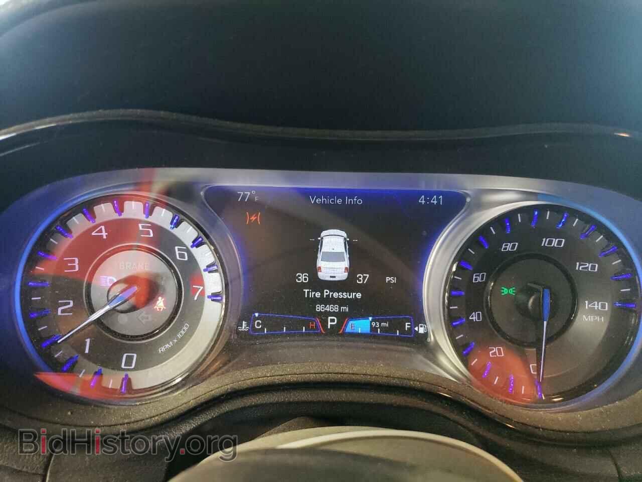 2017 CHRYSLER 300 - VIN: 2C3CCAGG3HH560345 - Фото 9