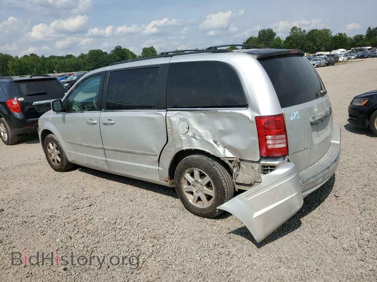 2010 CHRYSLER MINIVAN - VIN: 2A4RR5D13AR104920 - Фото 2