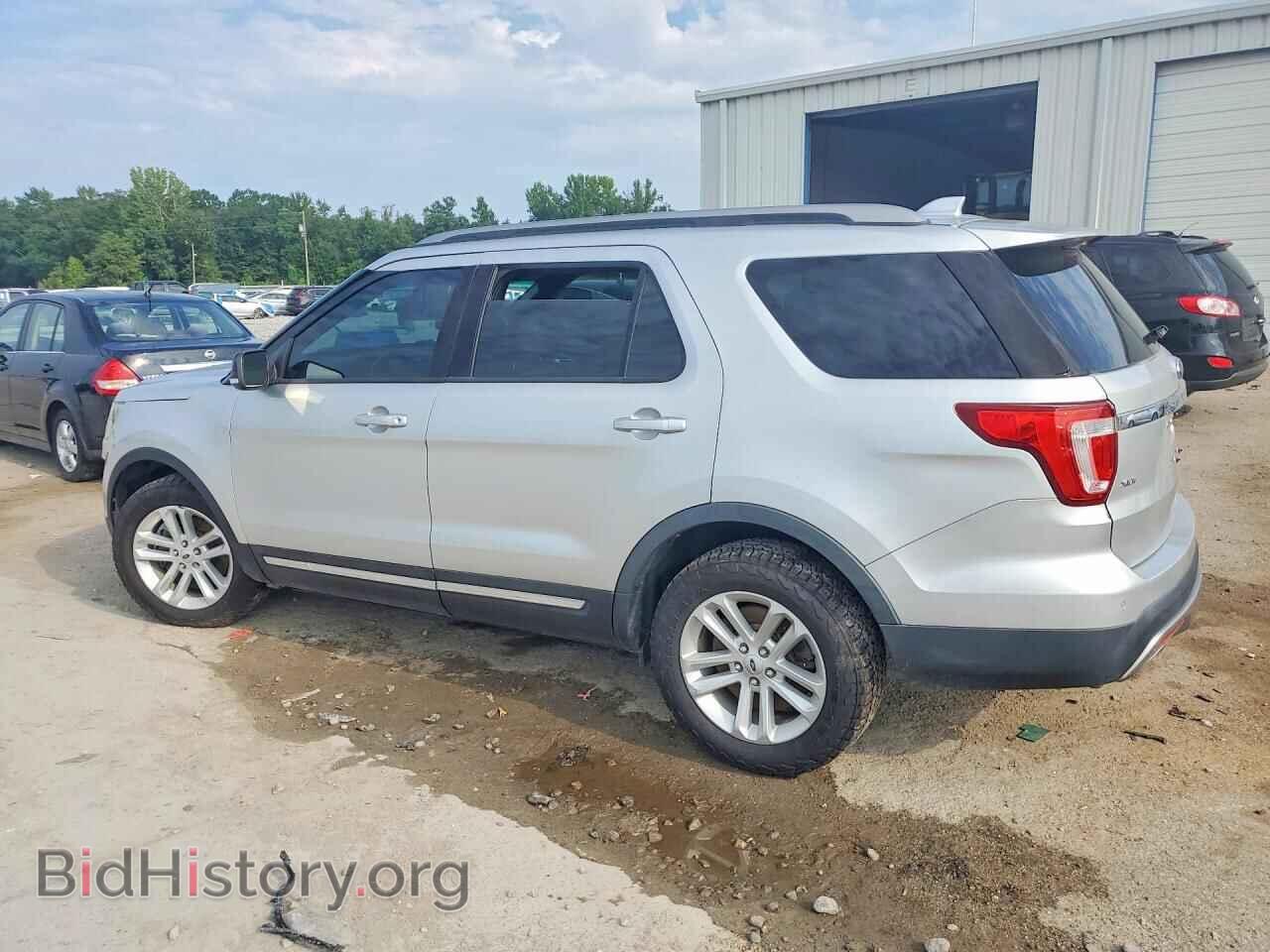 2017 FORD EXPLORER - VIN: 1FM5K7DH1HGB04021 - Photo 2