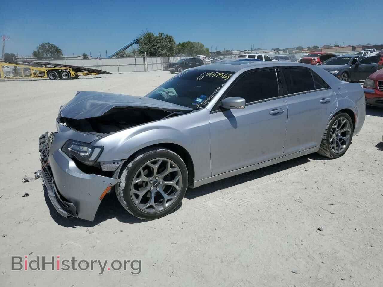 Фотография 2C3CCABG8GH320956 - CHRYSLER 300 2016