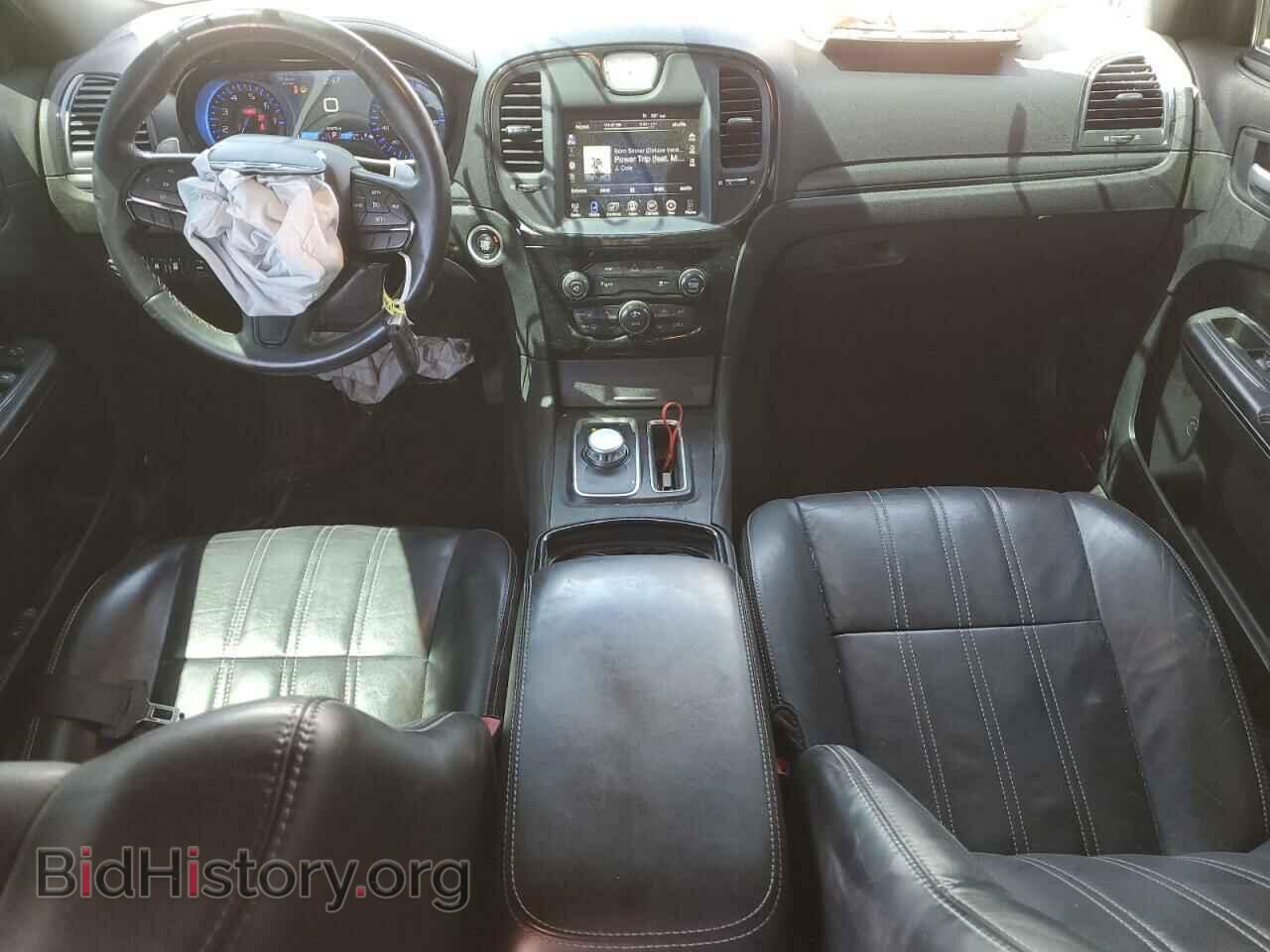 2016 CHRYSLER 300 - VIN: 2C3CCABG8GH320956 - Фото 8