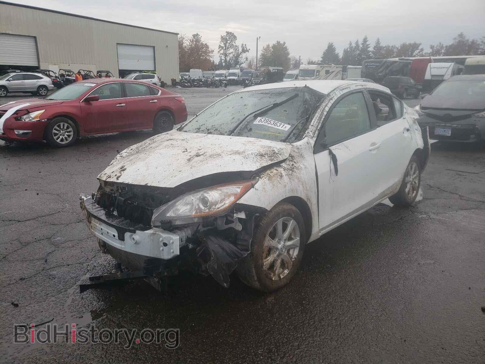 2011 MAZDA 3 - VIN: JM1BL1VF7B1478612 - Photo 2