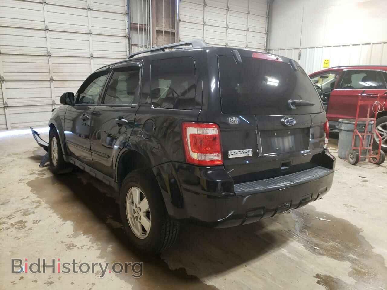 2011 FORD ESCAPE - VIN: 1FMCU0D75BKA68063 - Фото 3