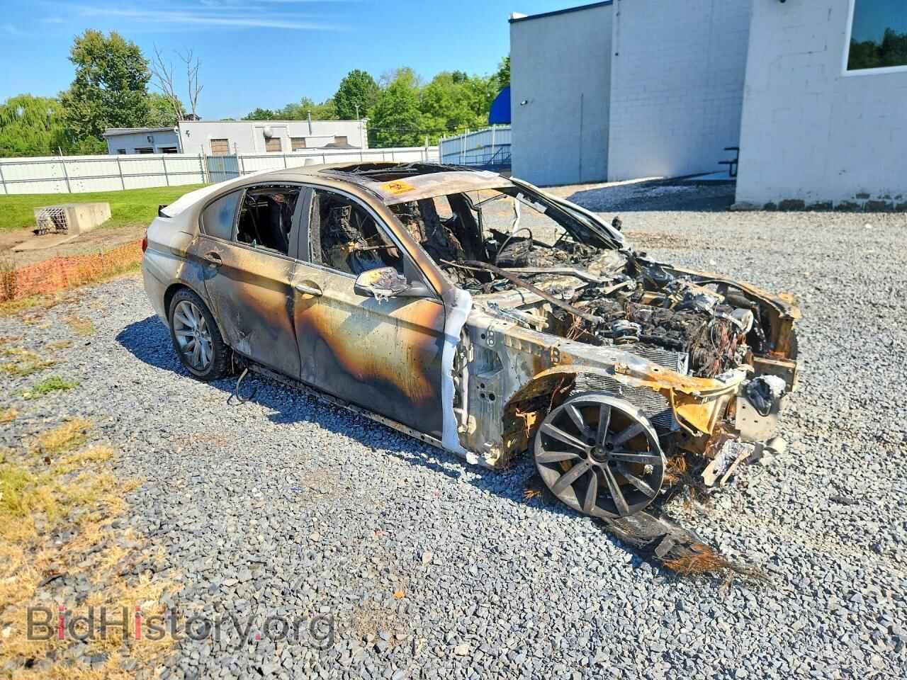 2014 BMW 5 SERIES - VIN: WBA5B3C56ED530091 - Фото 4