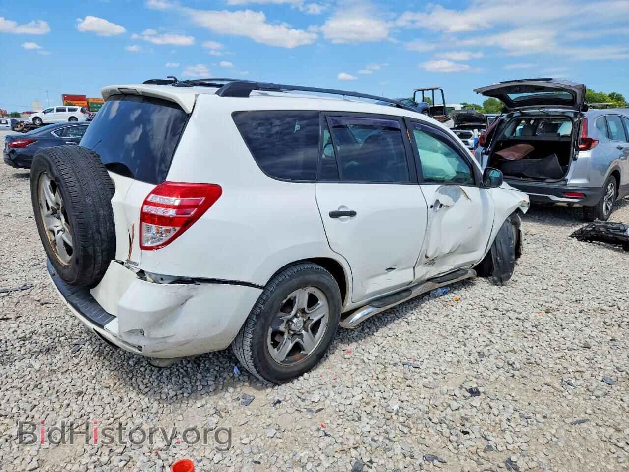 2011 TOYOTA RAV4 - VIN: 2T3BF4DV3BW098315 - Фото 3