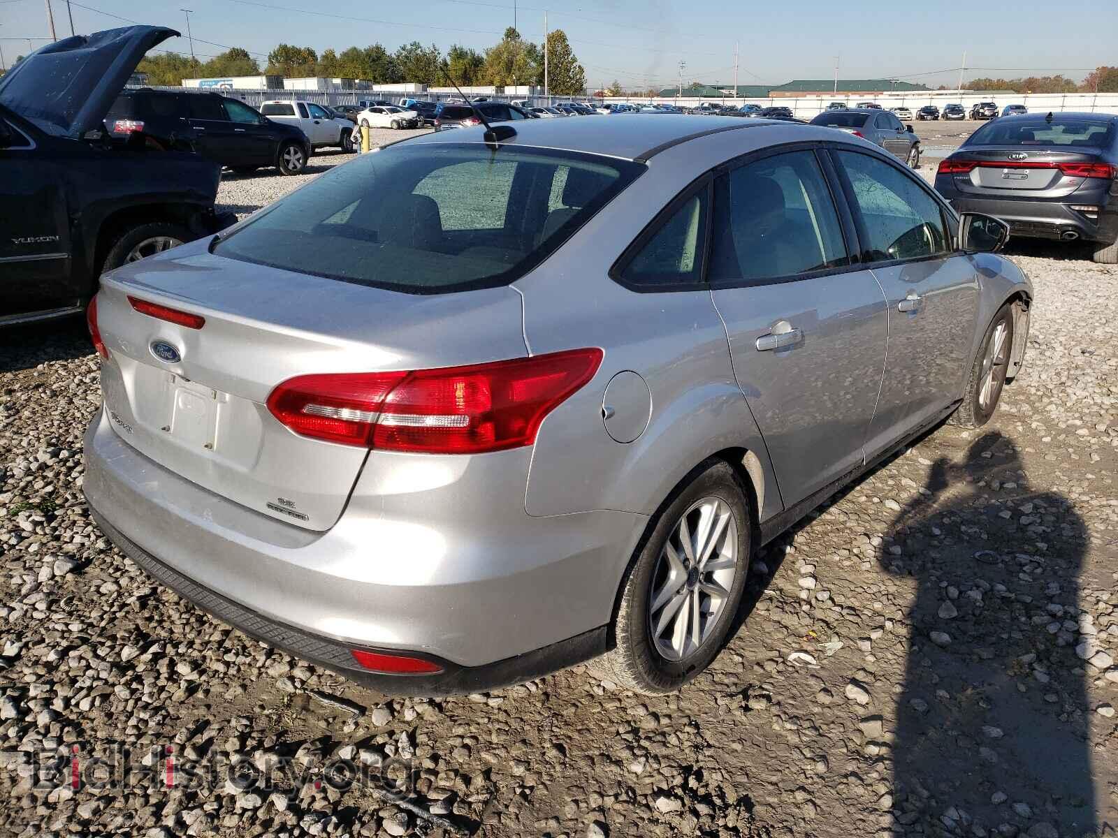 2016 FORD FOCUS - VIN: 1FADP3F23GL387410 - Photo 4