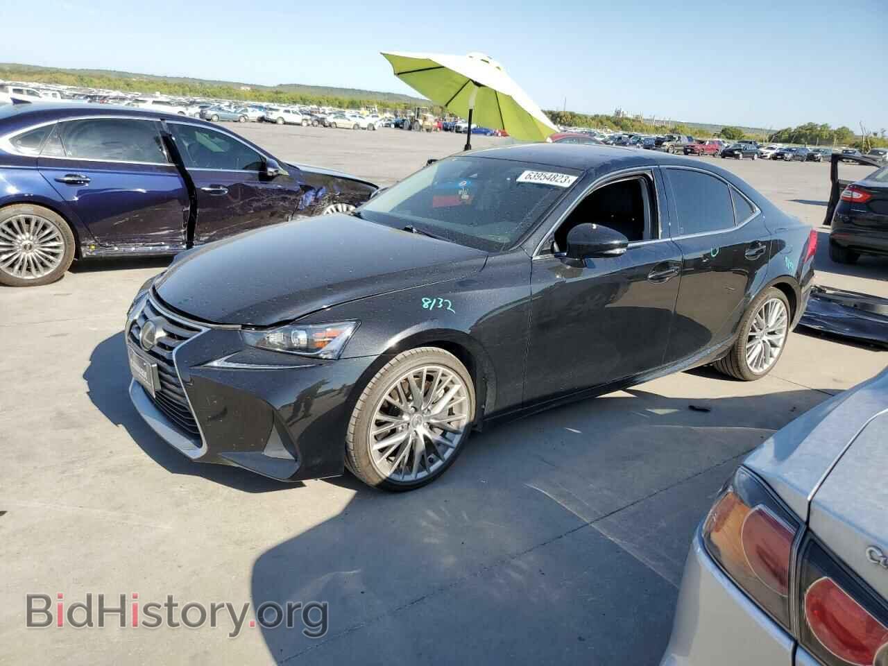 Photo JTHBA1D2XH5052434 - LEXUS IS 2017