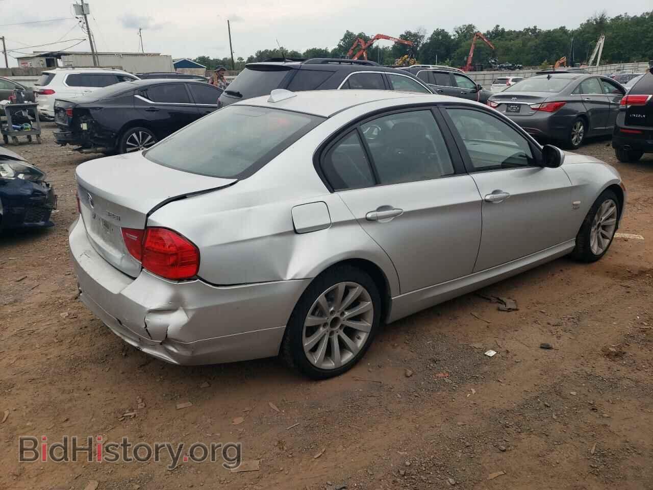 2011 BMW 3 SERIES - VIN: WBAPK5C51BA654965 - Фото 3
