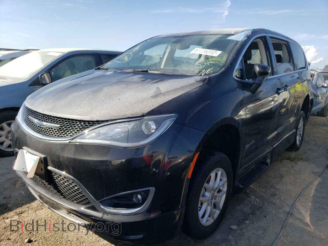 2017 CHRYSLER PACIFICA - VIN: 2C4RC1BG6HR796561 - Photo 2