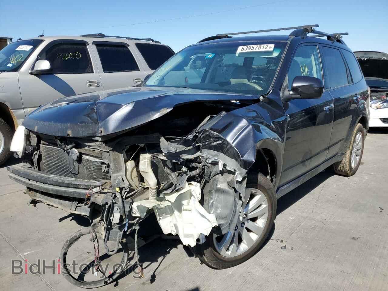 2011 SUBARU FORESTER - VIN: JF2SHAEC2BH738639 - Фото 2