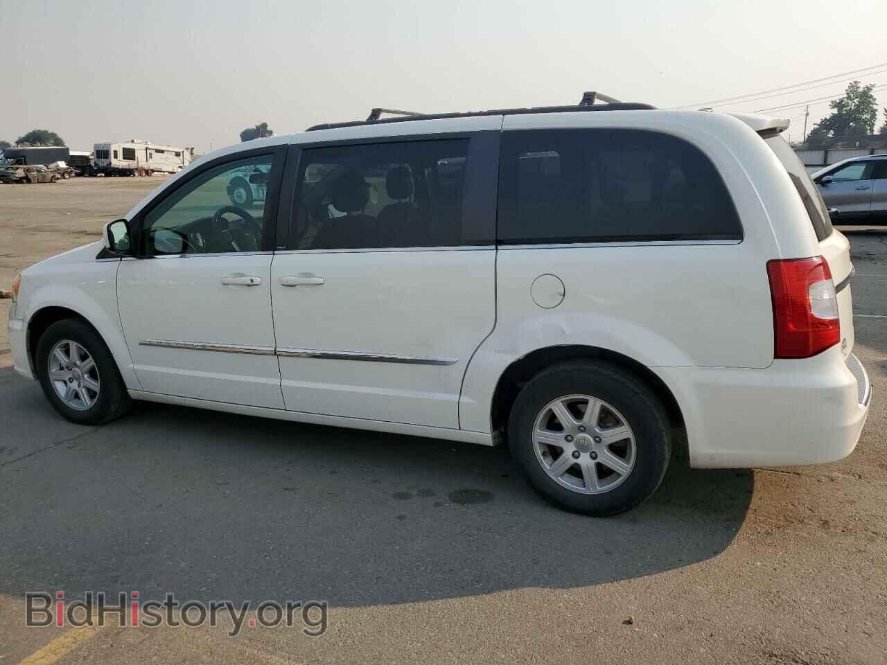 2011 CHRYSLER MINIVAN - VIN: 2A4RR8DG2BR679839 - Photo 2
