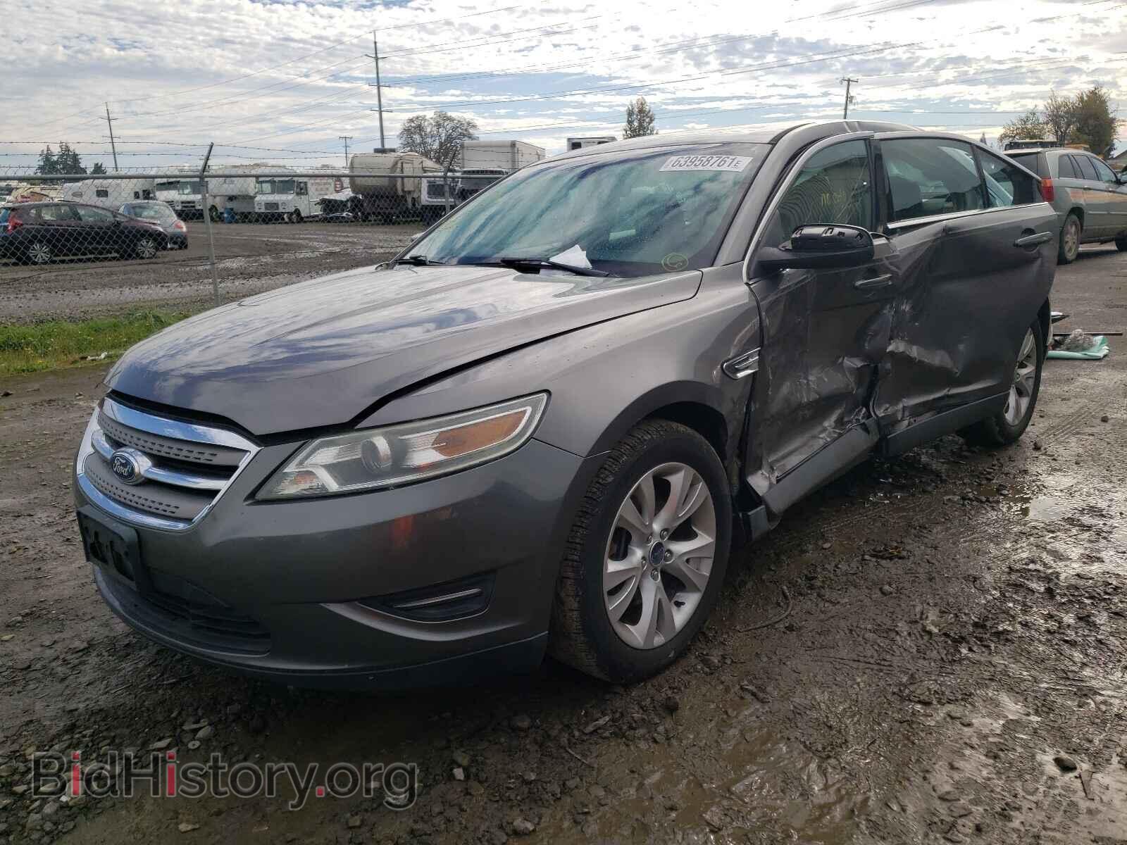 2011 FORD TAURUS - VIN: 1FAHP2EW8BG150896 - Photo 2