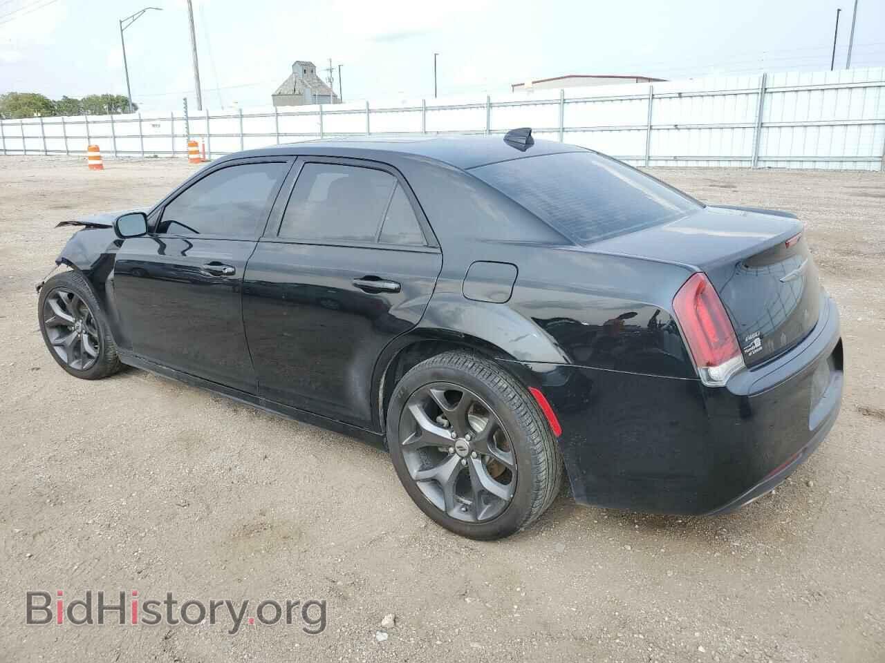 2016 CHRYSLER 300 - VIN: 2C3CCAGG8GH270309 - Фото 2