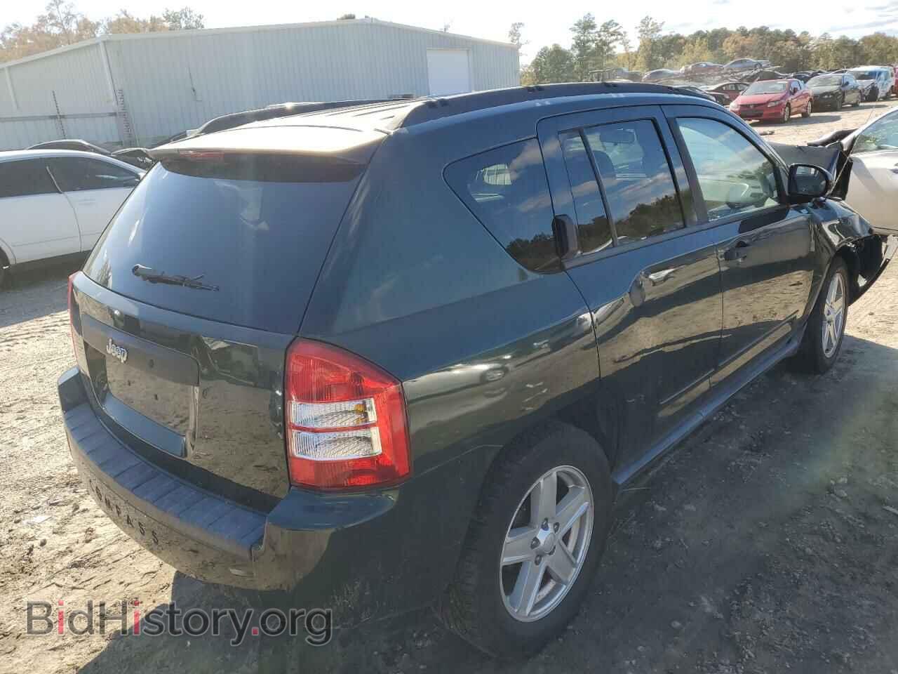 2010 JEEP COMPASS - VIN: 1J4NT1FA8AD676476 - Photo 4