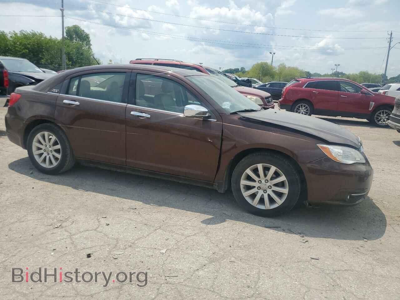 2013 CHRYSLER 200 - VIN: 1C3CCBCG9DN520882 - Фото 4