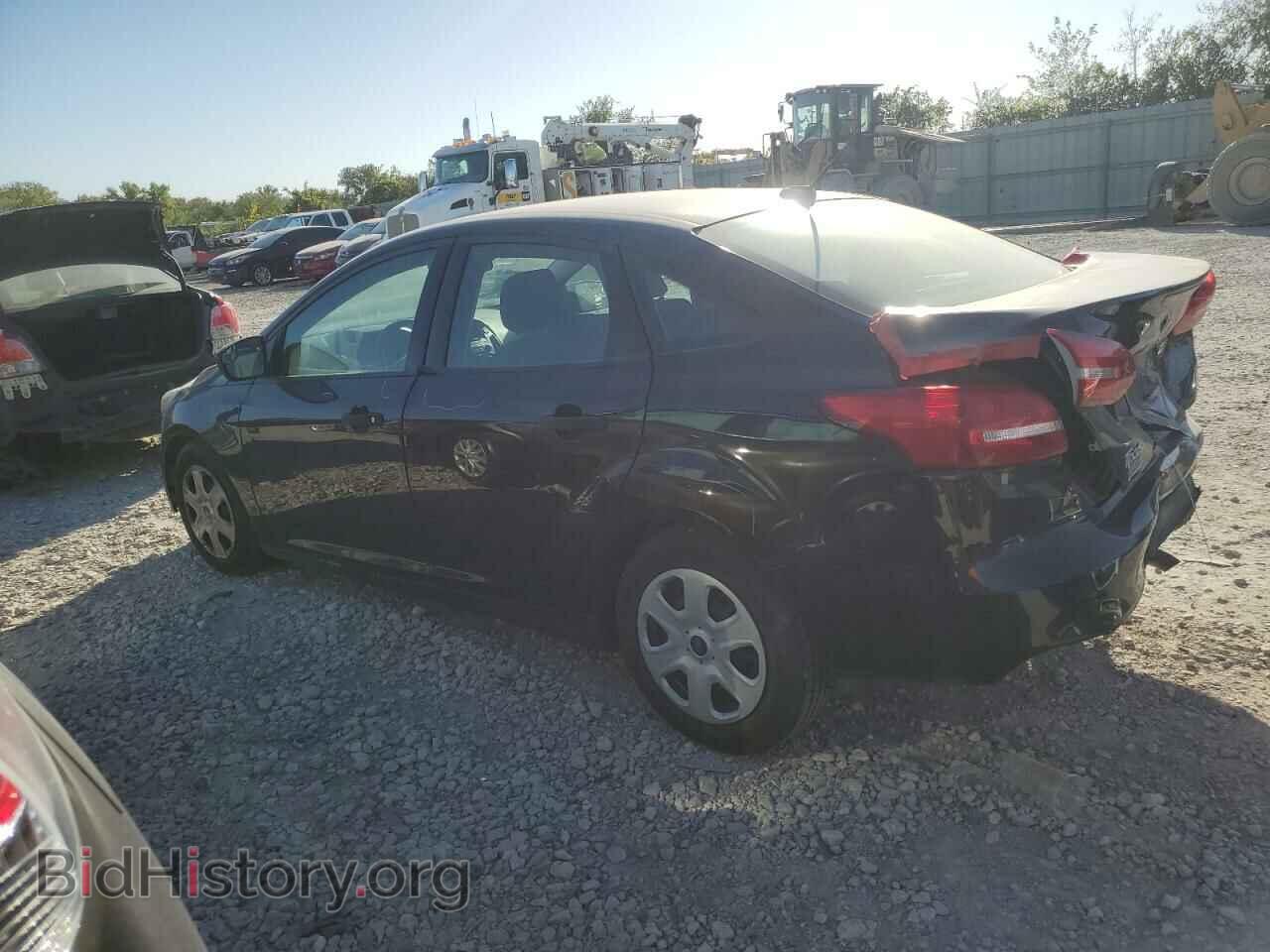 2016 FORD FOCUS - VIN: 1FADP3E24GL392360 - Фото 2