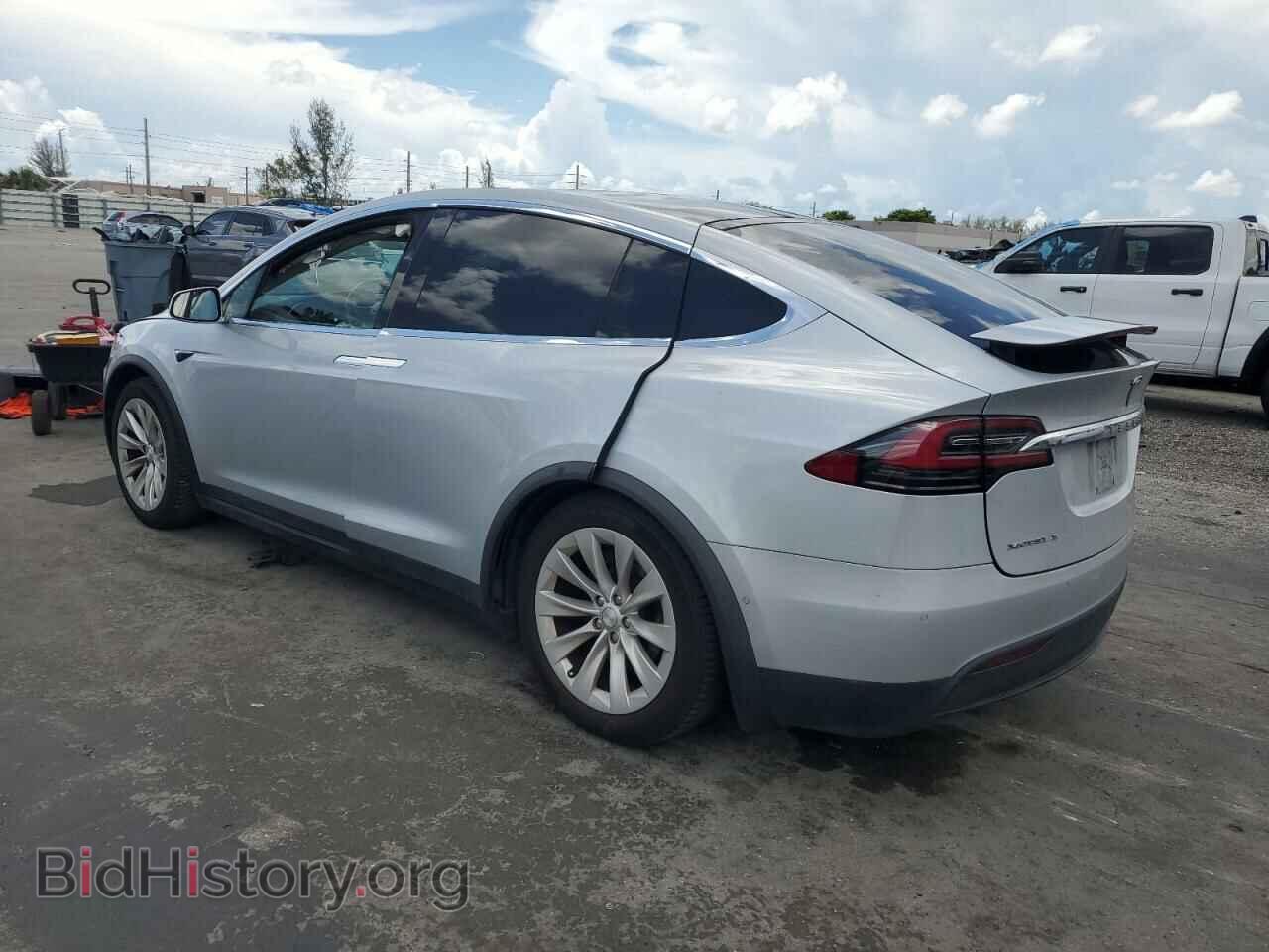 2017 TESLA MODEL X - VIN: 5YJXCAE22HF029552 - Photo 2