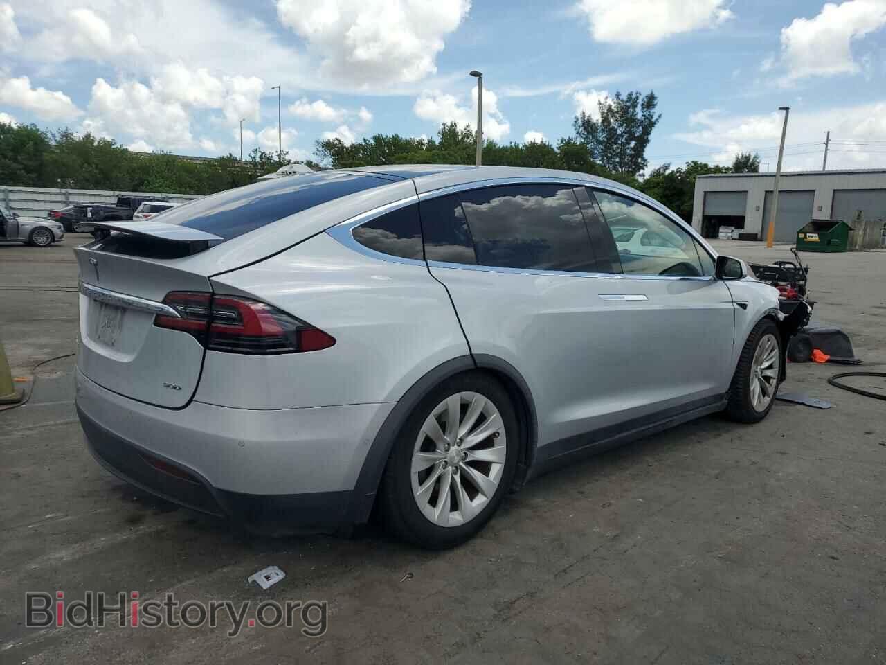 2017 TESLA MODEL X - VIN: 5YJXCAE22HF029552 - Photo 3