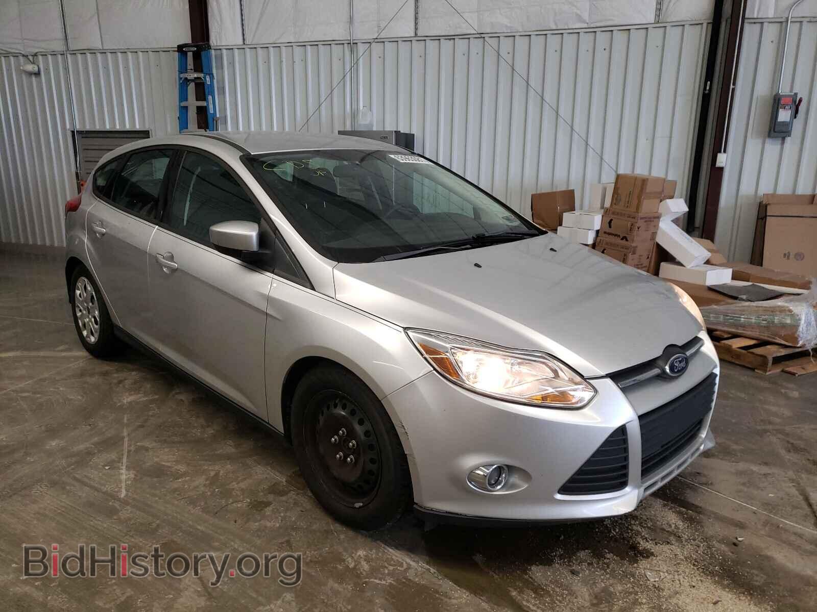 Photo 1FAHP3K28CL447540 - FORD FOCUS 2012