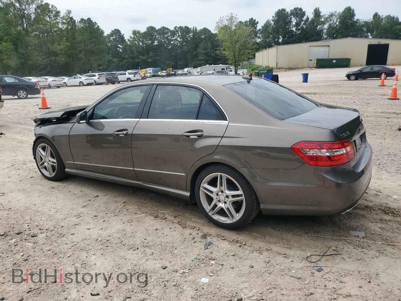 2013 MERCEDES-BENZ E-CLASS - VIN: WDDHF5KB5DA708134 - Фото 2