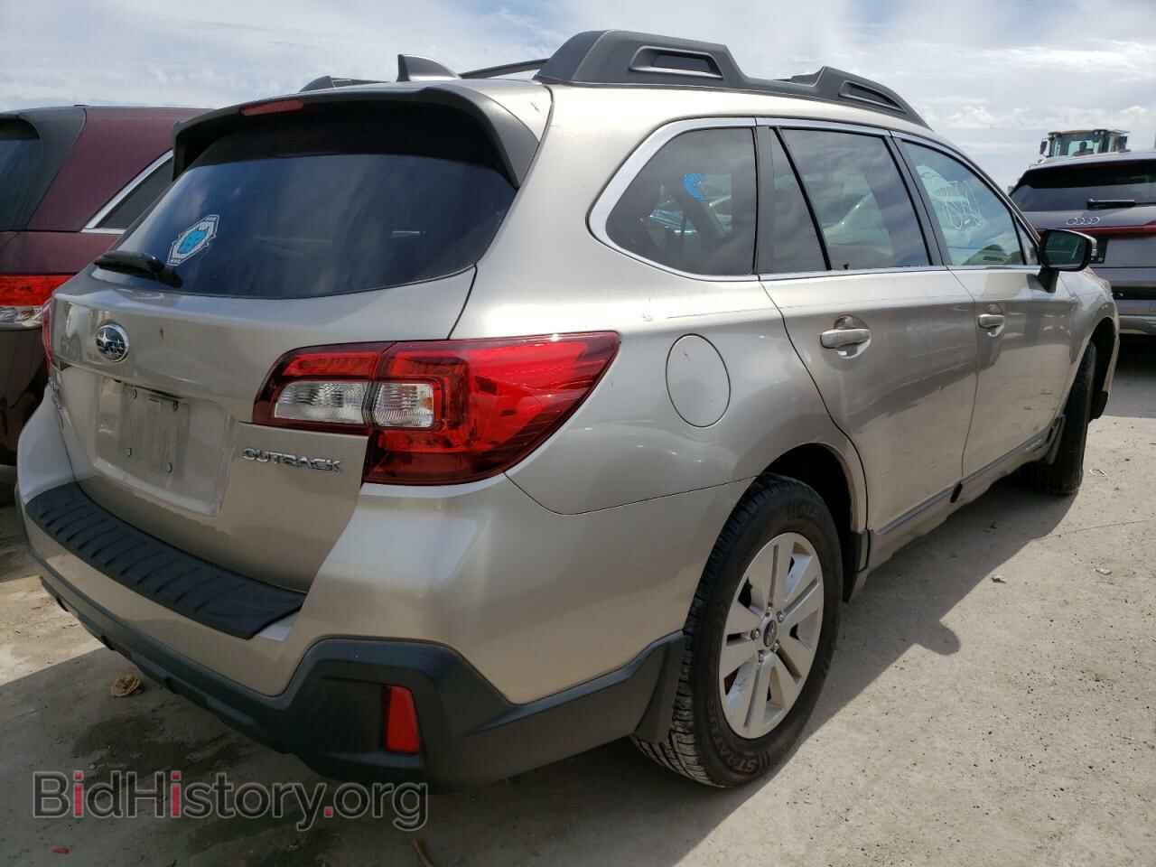 2018 SUBARU OUTBACK - VIN: 4S4BSAHC3J3297025 - Фото 4