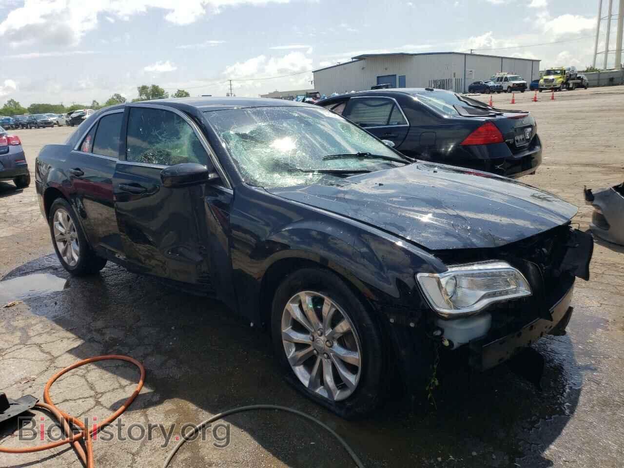 2018 CHRYSLER 300 - VIN: 2C3CCARG8JH226783 - Фото 4