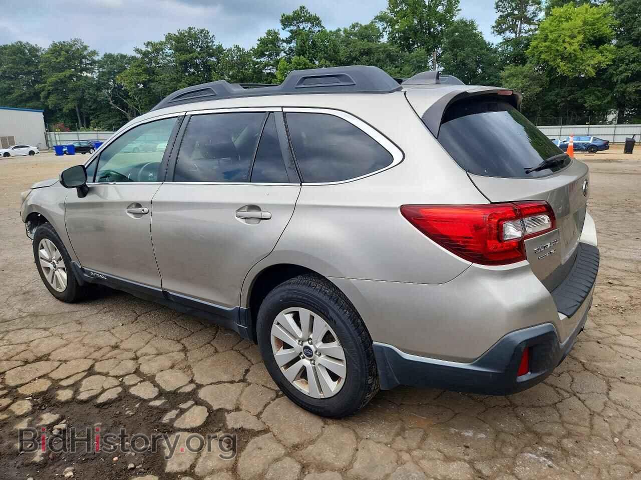 2018 SUBARU OUTBACK - VIN: 4S4BSADC2J3203366 - Фото 2