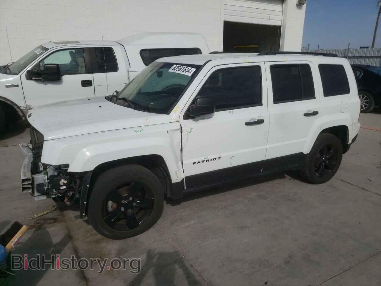 Фотография 1C4NJPBA2FD157323 - JEEP PATRIOT 2015