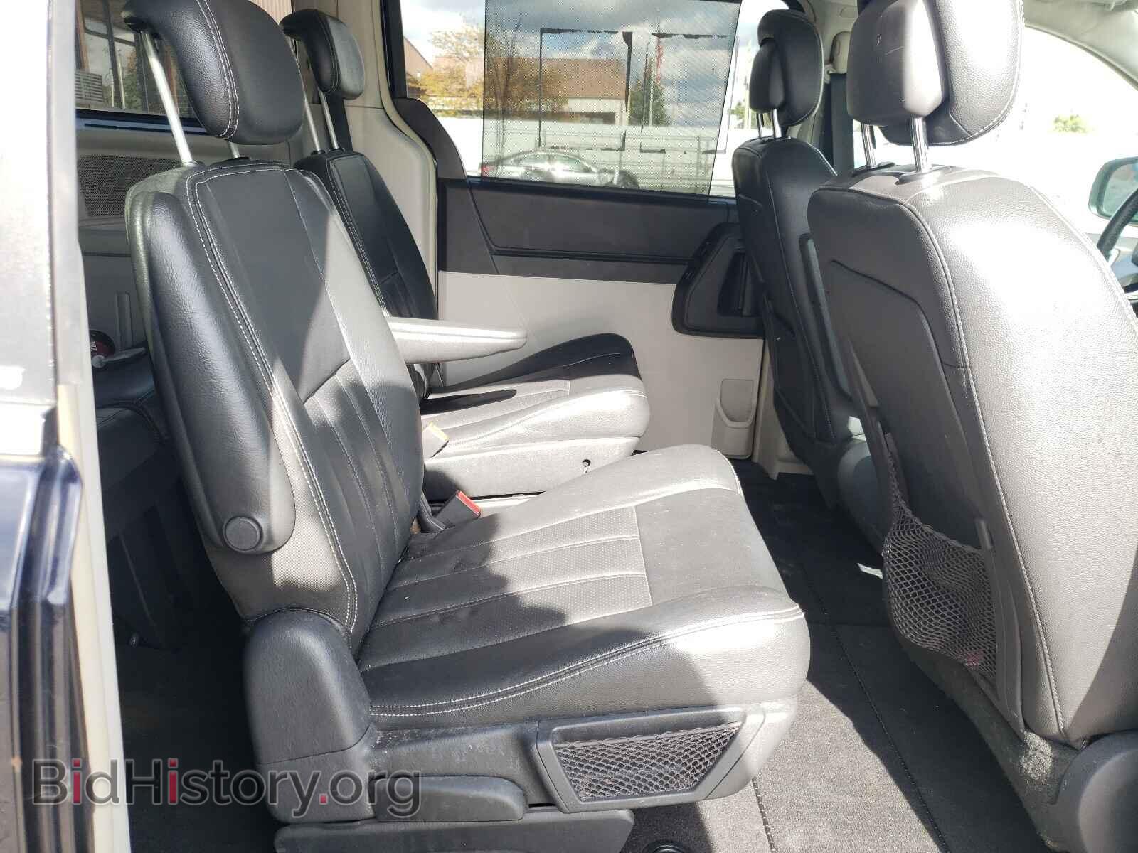 2010 CHRYSLER MINIVAN - VIN: 2A4RR8D17AR398811 - Фото 6
