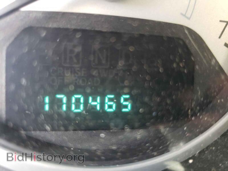 2010 Chrysler MINIVAN (VIN 2A4RR8D17AR398811) — photo 8 of 10