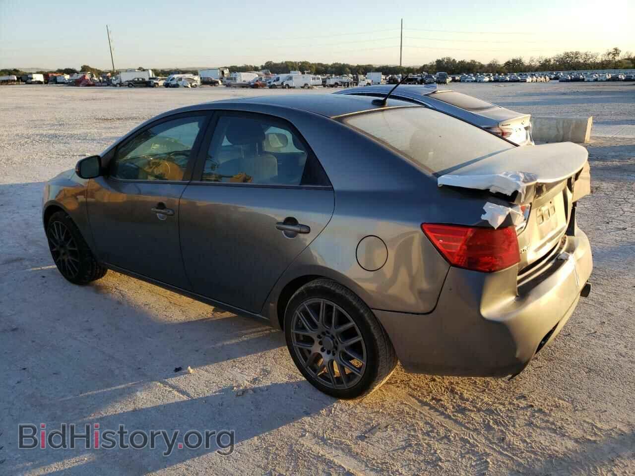 2011 KIA FORTE - VIN: KNAFW4A36B5422074 - Фото 2