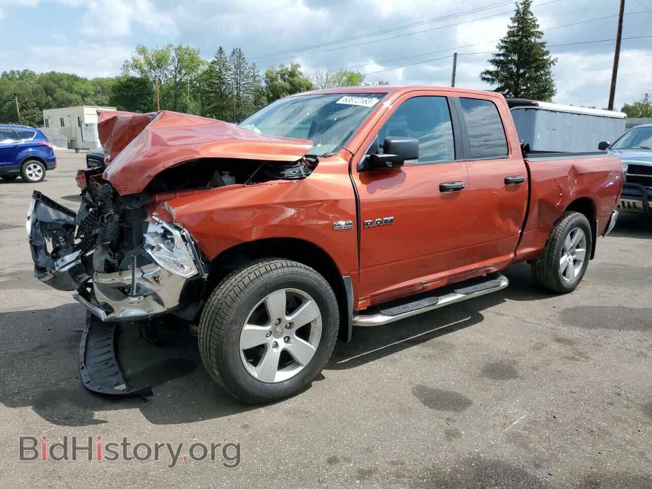 Photo 1D3HV18T69S739939 - DODGE All Models 2009