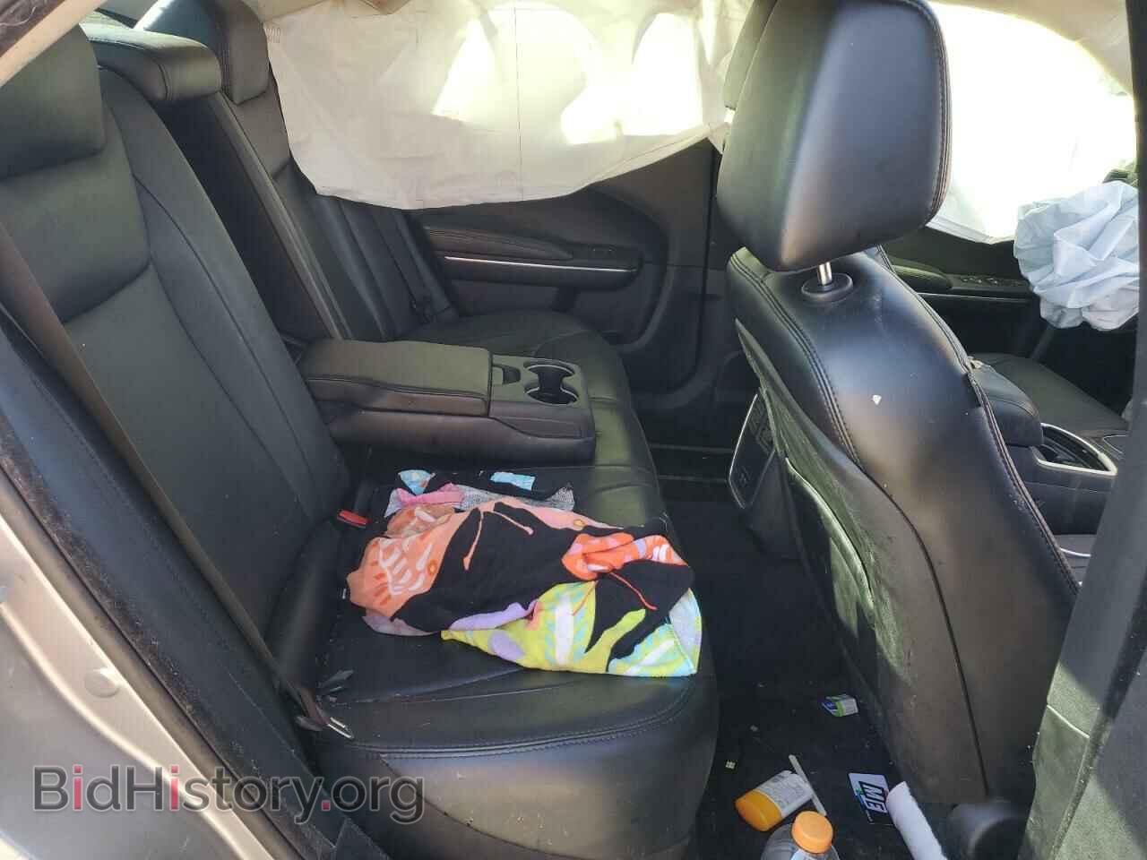 2015 CHRYSLER 300 - VIN: 2C3CCAAG3FH755027 - Фото 10
