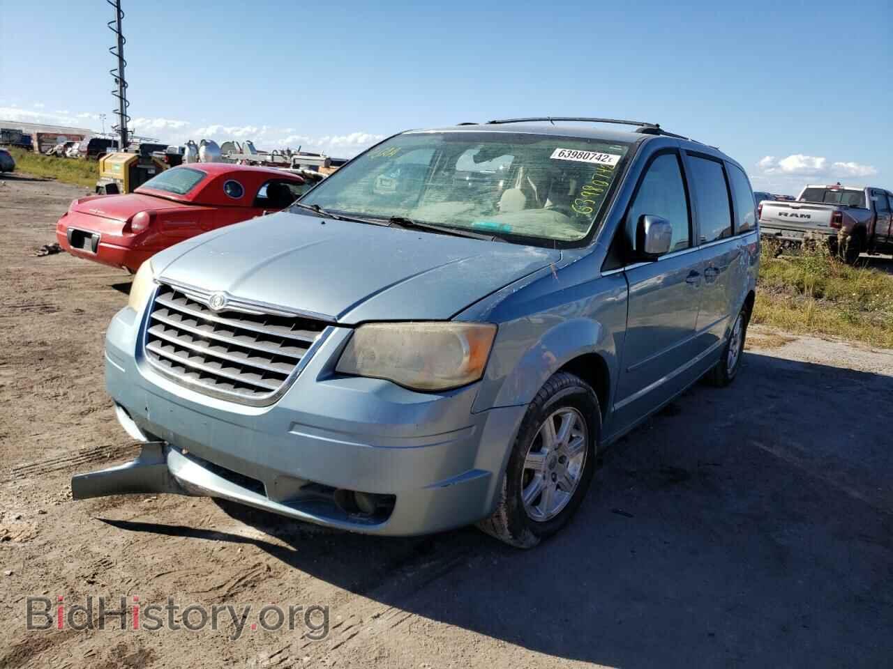 2008 CHRYSLER MINIVAN - VIN: 2A8HR54P78R727885 - Фото 2