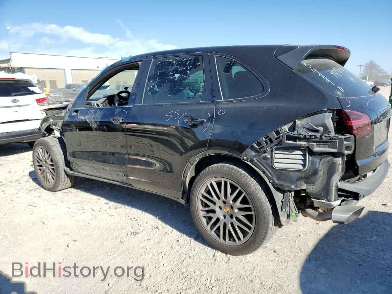 2017 PORSCHE CAYENNE - VIN: WP1AA2A23HKA85105 - Фото 2