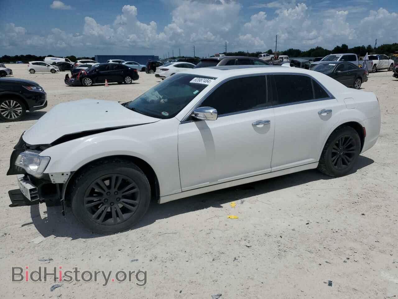 Фотография 2C3CCAEG0GH334040 - CHRYSLER 300 2016