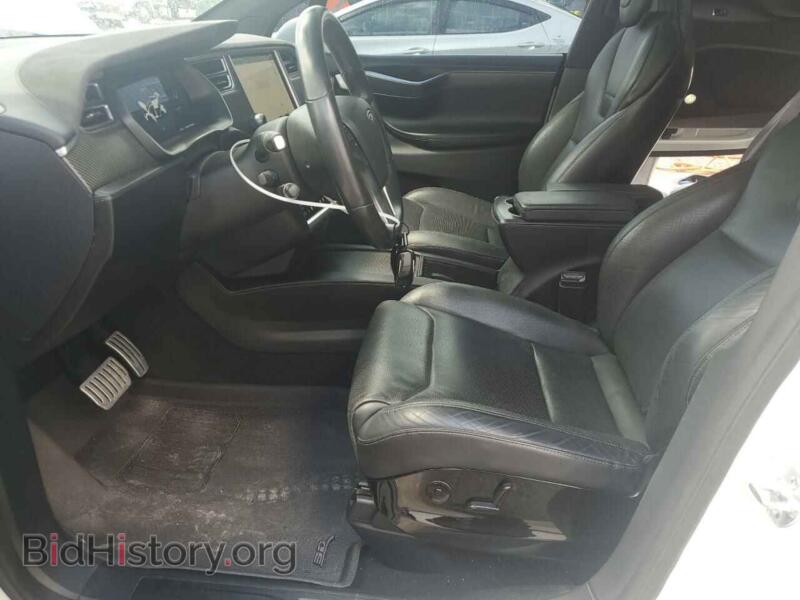 2016 Tesla MODEL X (VIN 5YJXCAE40GF006836) — photo 7 of 13