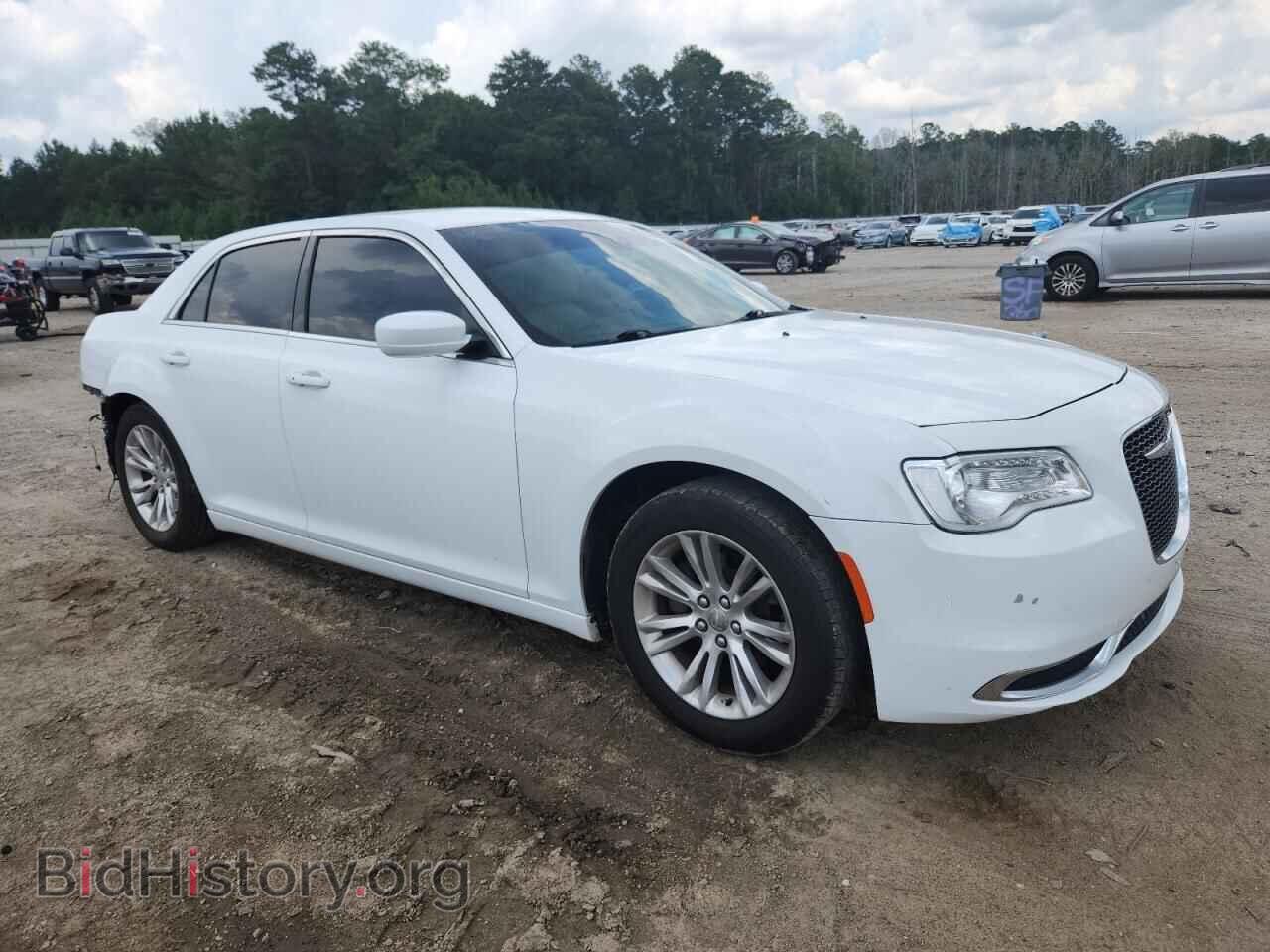 2017 CHRYSLER 300 - VIN: 2C3CCAAG1HH540166 - Фото 4