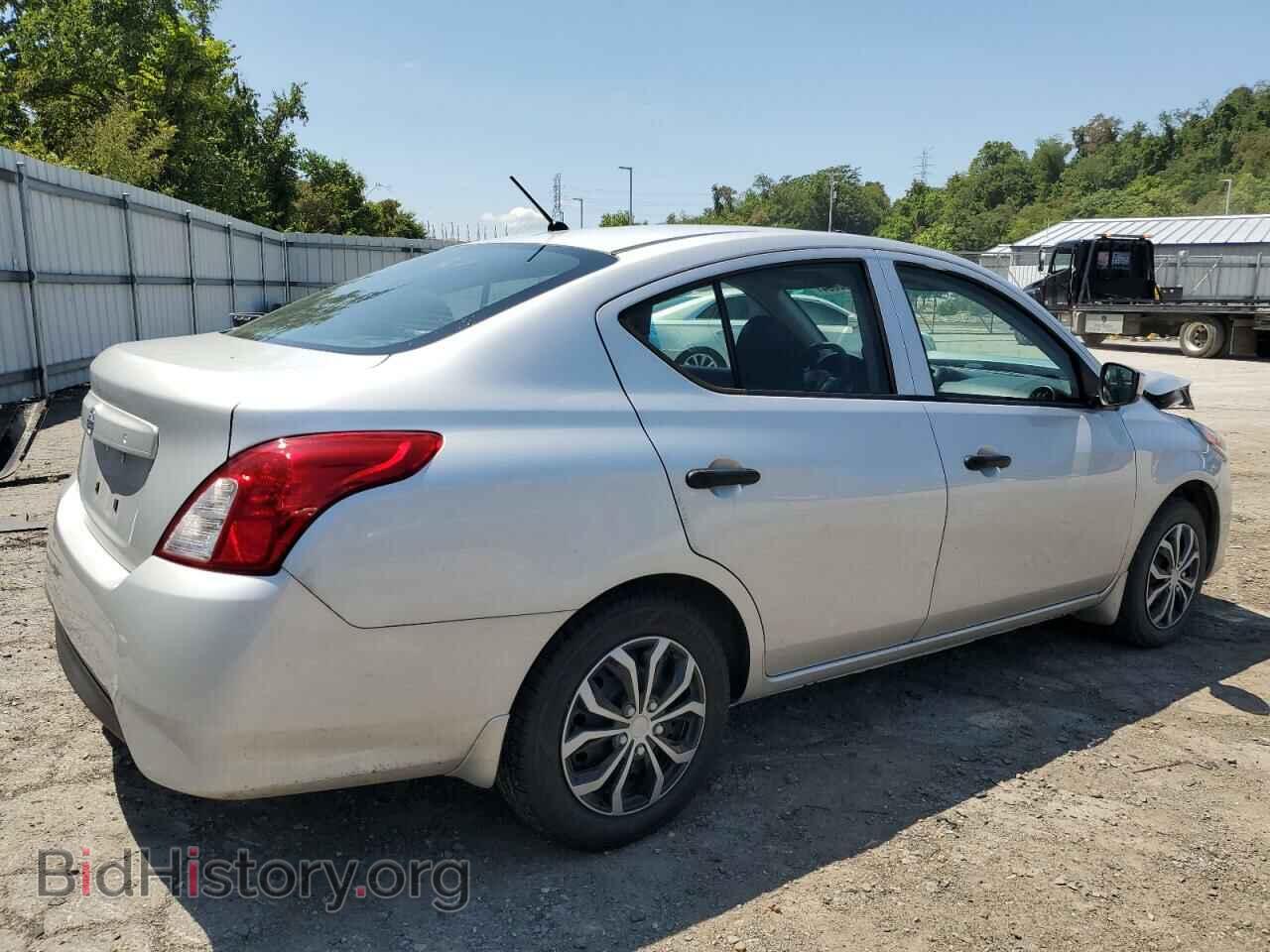 2017 NISSAN VERSA - VIN: 3N1CN7AP3HL882009 - Фото 3