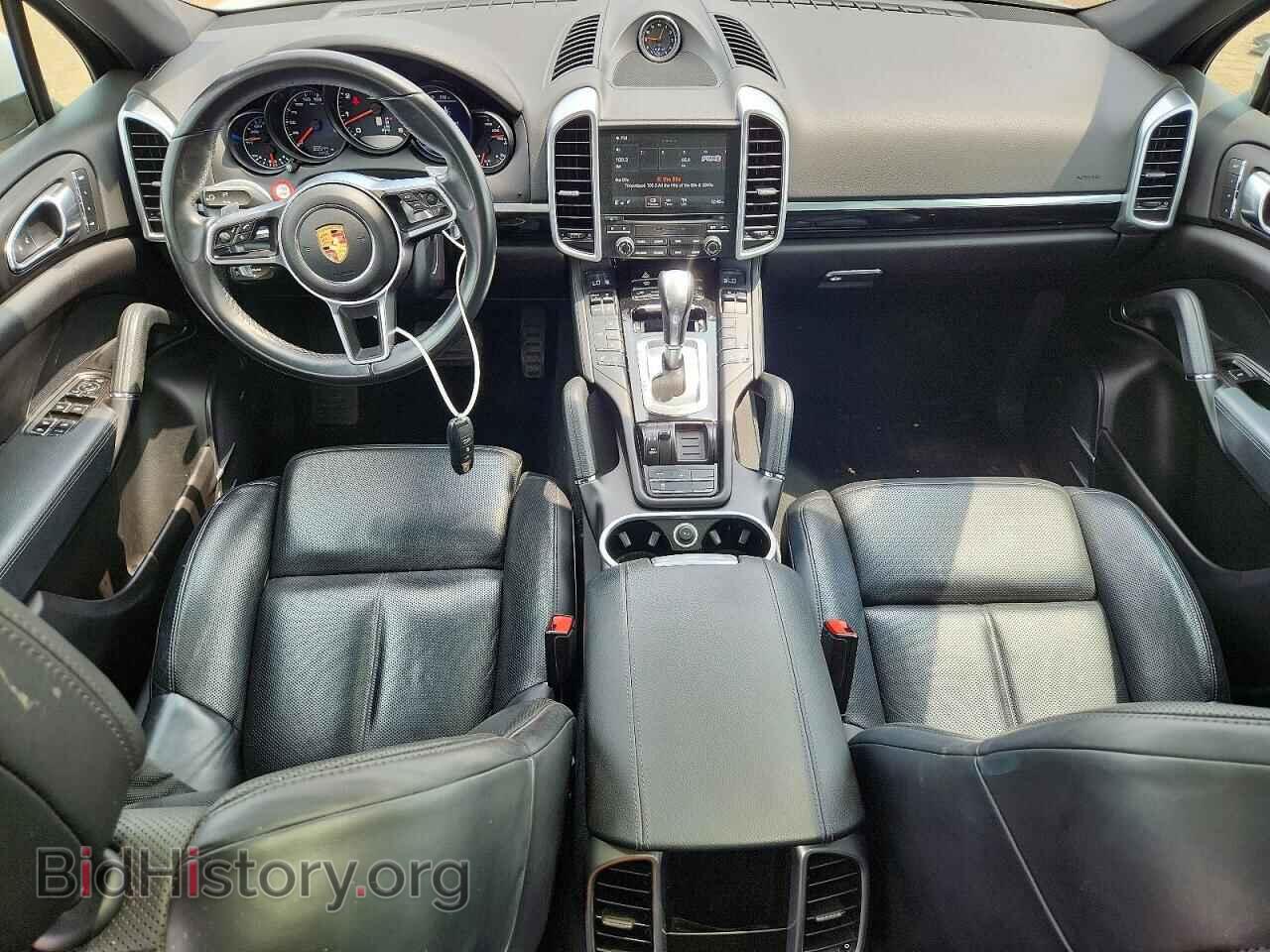 2017 PORSCHE CAYENNE - VIN: WP1AA2A21HKA82865 - Фото 8