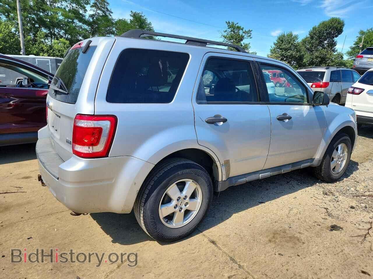 2011 FORD ESCAPE - VIN: 1FMCU0DG8BKA66033 - Photo 3