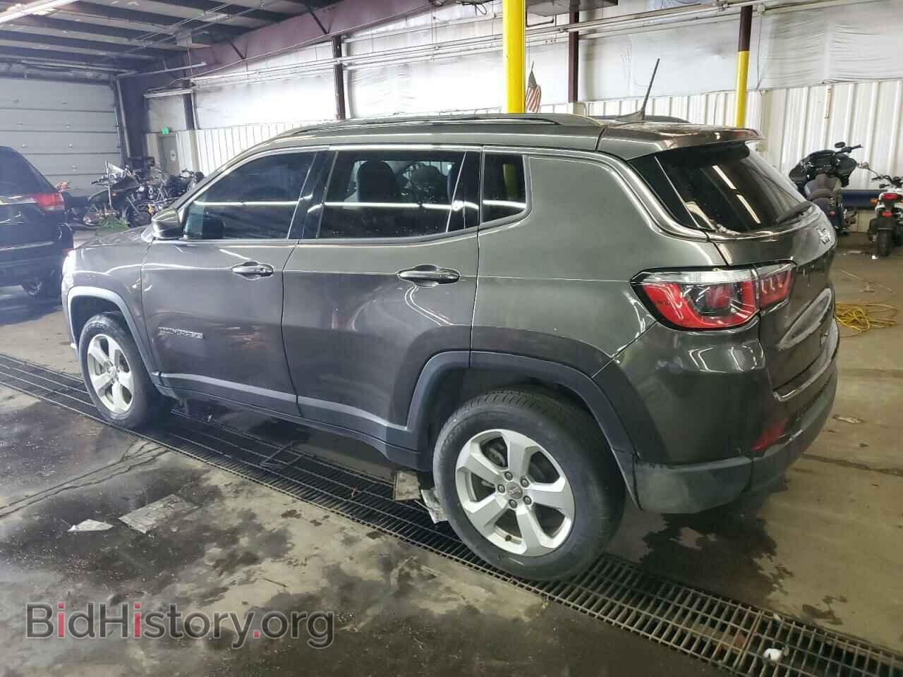 2019 JEEP COMPASS - VIN: 3C4NJDBB0KT807410 - Фото 2