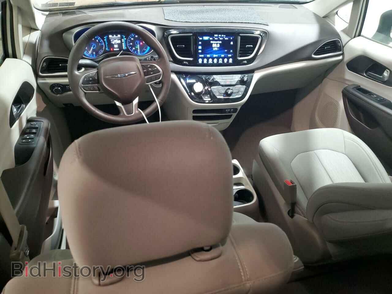 2017 CHRYSLER PACIFICA - VIN: 2C4RC1DG1HR676812 - Photo 8