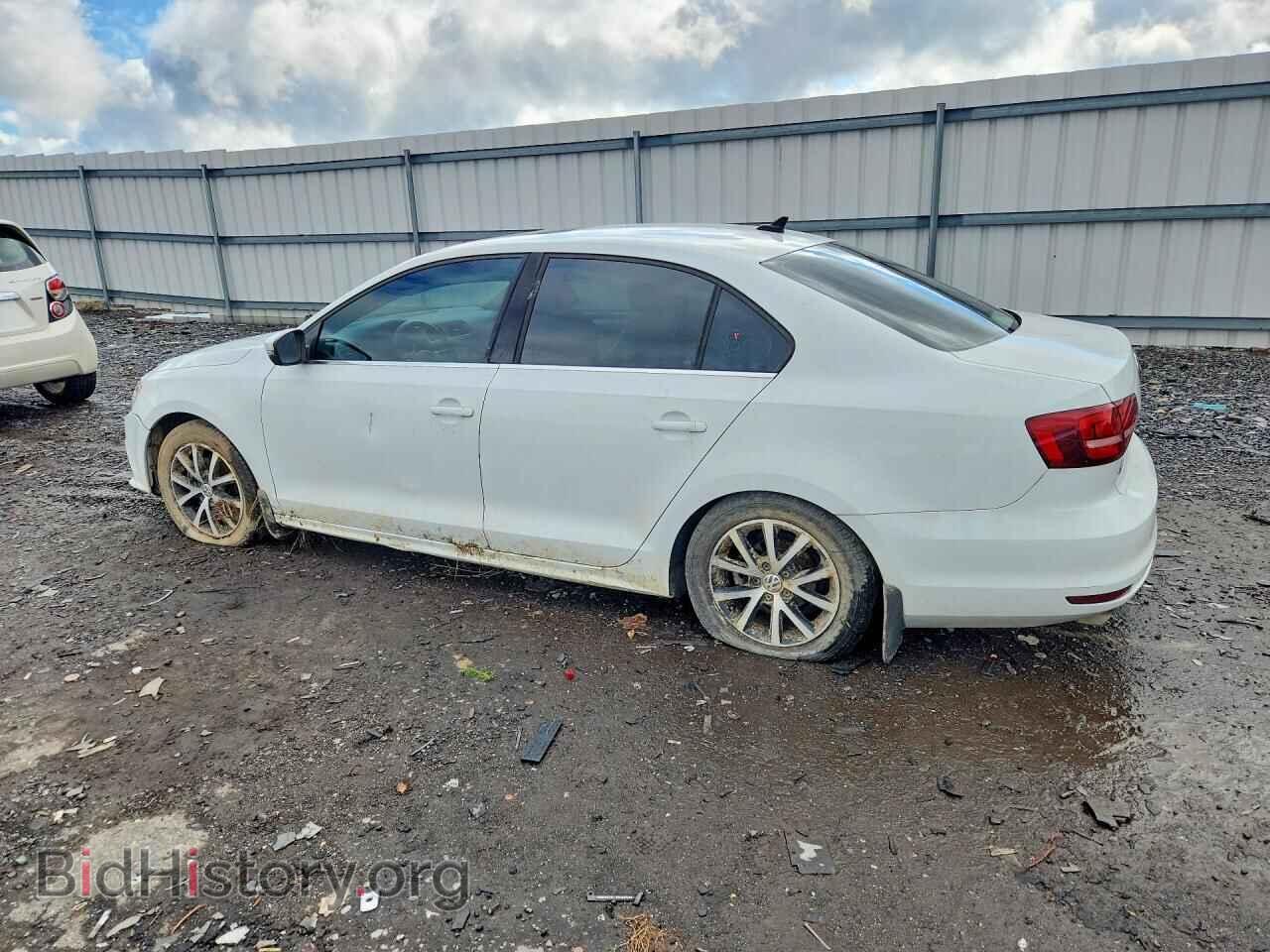 2017 VOLKSWAGEN JETTA - VIN: 3VWDB7AJ2HM223383 - Фото 2